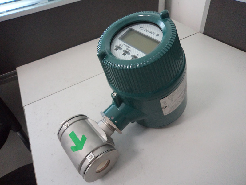 Yokogawa AXF electromagnetic flow meter