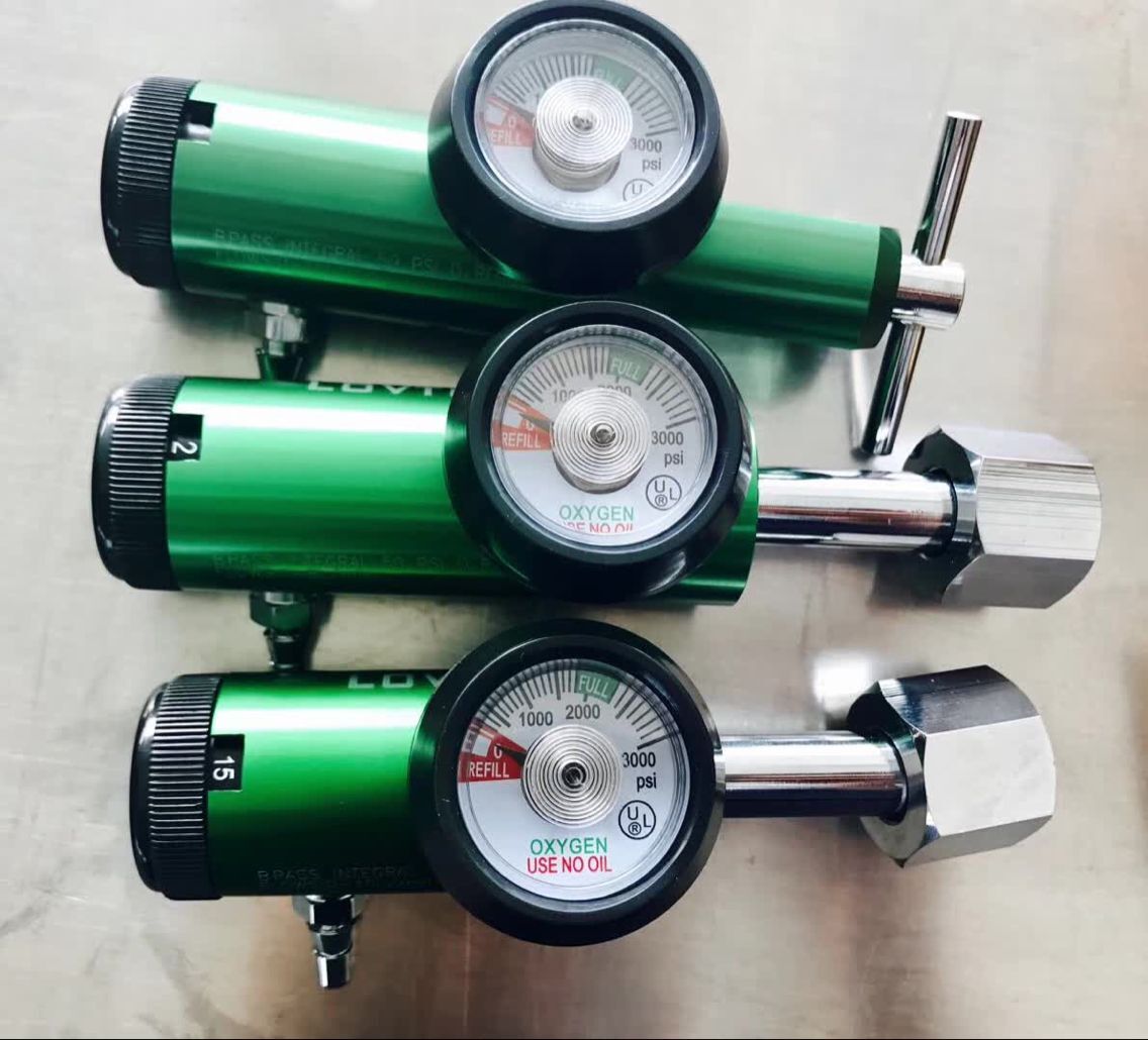 CGA870 type oxygen pressure regulator