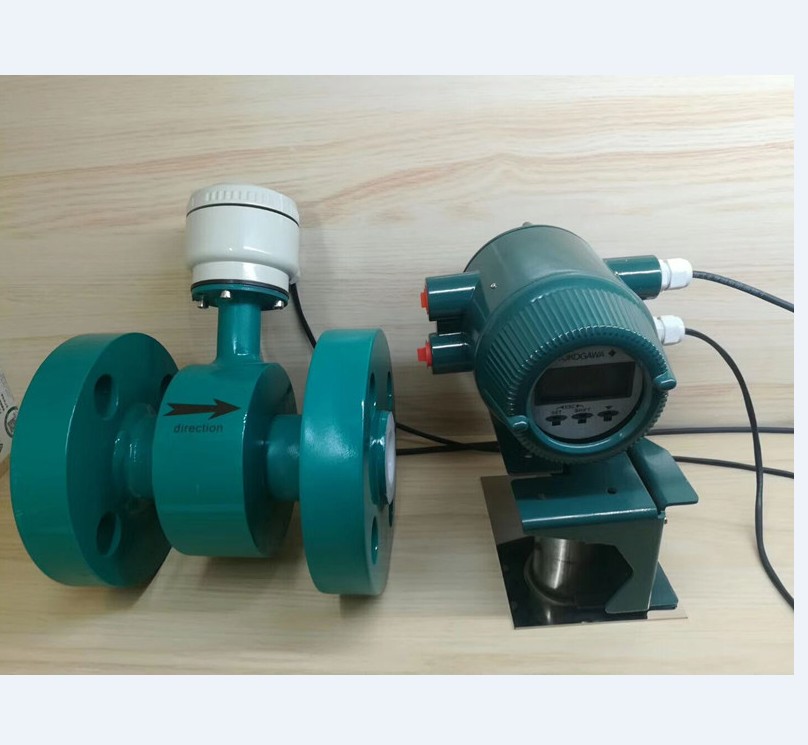 Separate type Yokogawa electromagnetic AXF flow meter for  corrosive medium