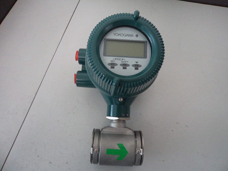 Yokogawa AXF electromagnetic flow meter