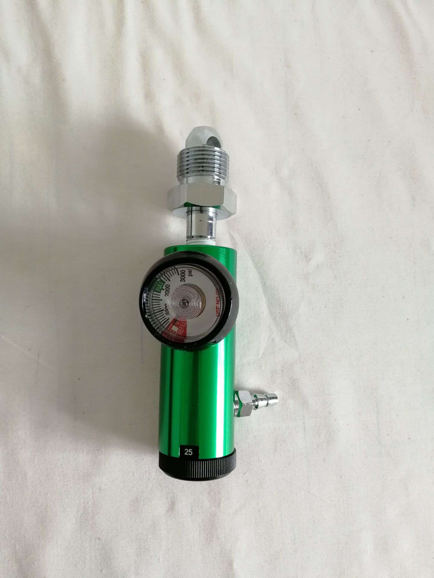 piston type Nitrogen regulator CGA580 0-25L barb for medical